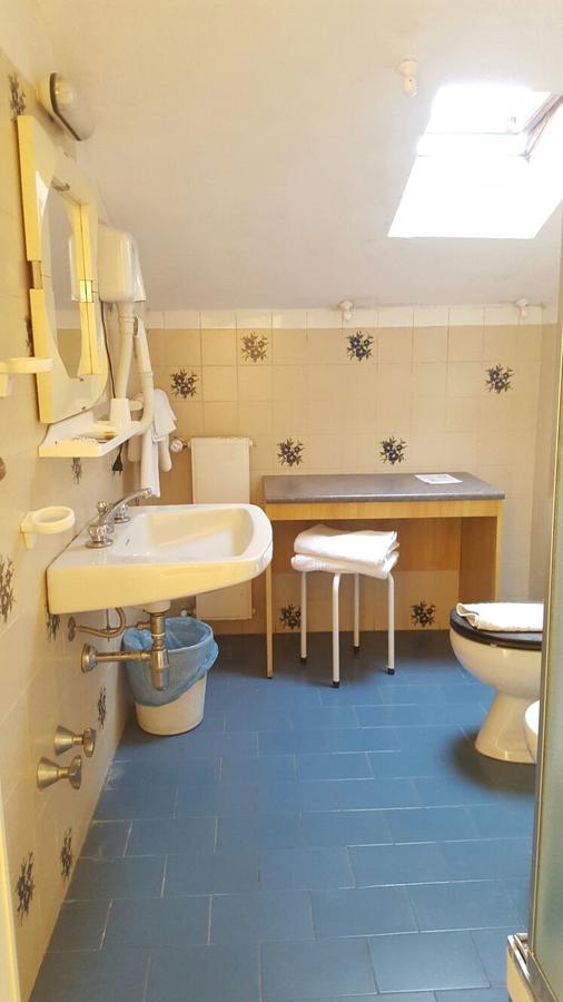 Albergo Savoia Ospedaletti Dış mekan fotoğraf
